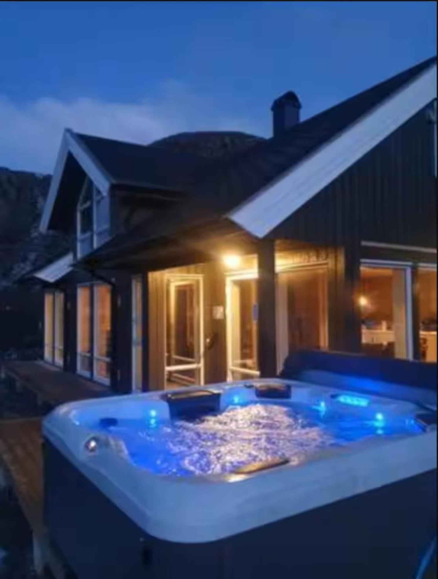 Explorers Cabin Lofoten Offersoya エクステリア 写真