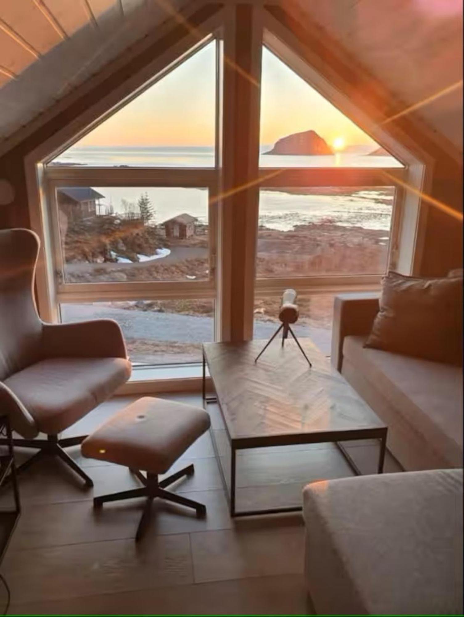 Explorers Cabin Lofoten Offersoya エクステリア 写真